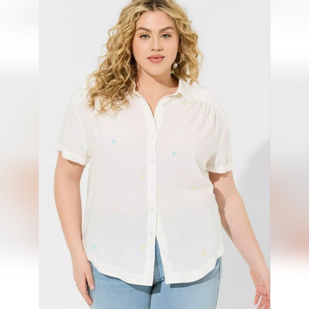 Torrid Plus Size 4X Challis Colorful Embroidery Button Up Short Sleeve Shirt - Picture 3 of 9